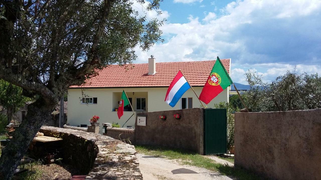 לינה וארוחת בוקר Mouronho Porturama מראה חיצוני תמונה